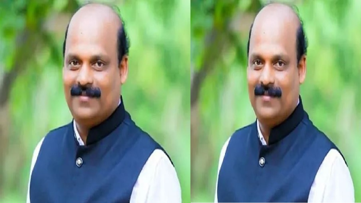 Car Accident Near Mantralaya Mangaluru HOPCOMS GM Ravi Shetty dies
